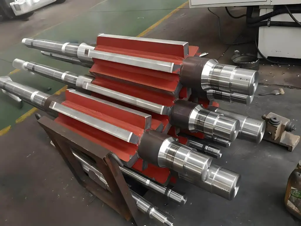 Hammer mill main shaft